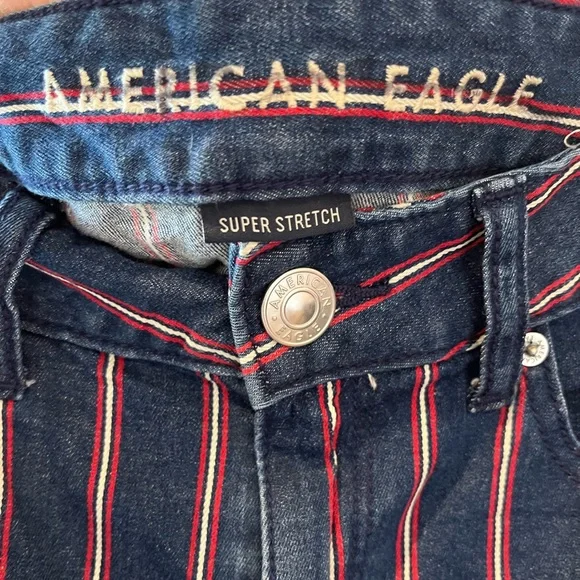 American Eagle Super Stretch Hi-Rise Mini Size 8 - Picture 2 of 6